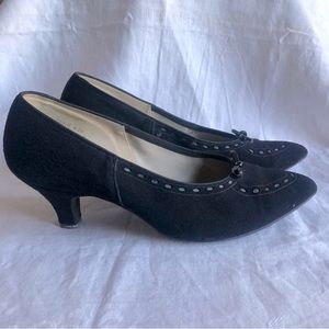 Black vintage kitten heels